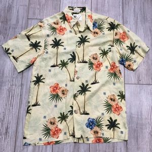 100% rayon Hawaiian button down shirt